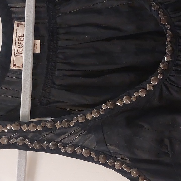 Decree Black sheer striped stud embellished tank top. Size L - Picture 2 of 7